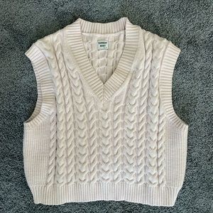 Light pink sweater vest from Aritzia